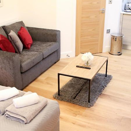 Executive Bright And Airy Studio Apartment In Sydenham Londres Exterior foto