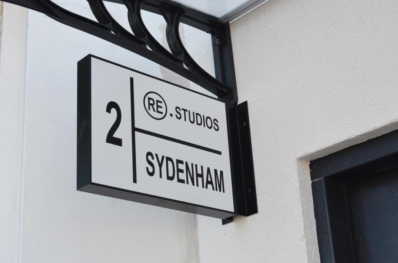 Executive Bright And Airy Studio Apartment In Sydenham Londres Exterior foto